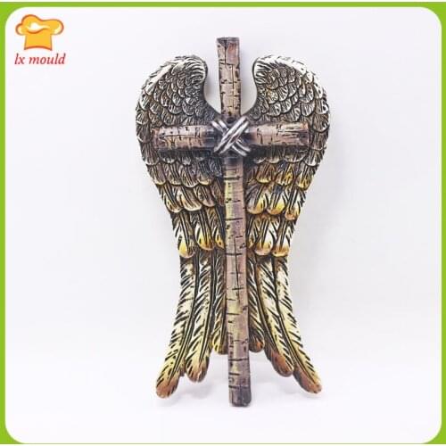 2020 new angel wings silicone mould soft molded polymer plaster pendant mold wooden frame wings