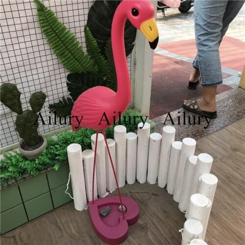 Pink flamingo decorations with pink feet, garden villa decorations, wedding decorations, lawn decorations