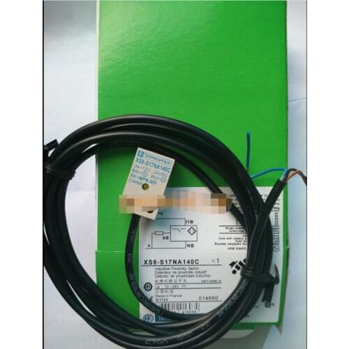 1pcs NEW Schneider XS8-S17NA140C Proximity switch free shipping