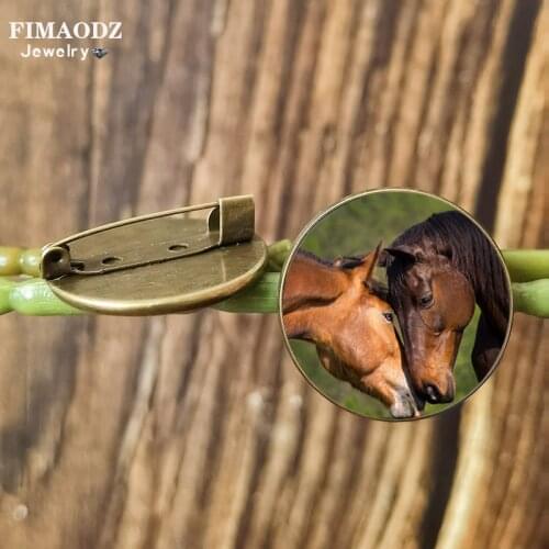 FIMAODZ Animal Horse Brooch Pin Black White Brown Horse Photo Glass Cabochon Brooches Backpack Badges Gifts for Men