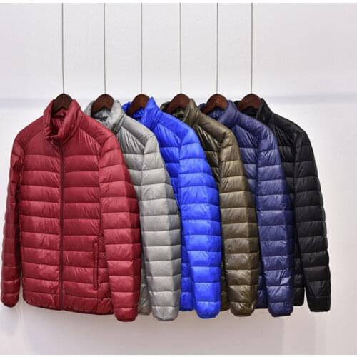 Mens Winter Coat Duck Down Jacket 2021 New Ultra Light Thin Hooded Down Coat Portable Windproof Puffer Parkas Male Overcoat