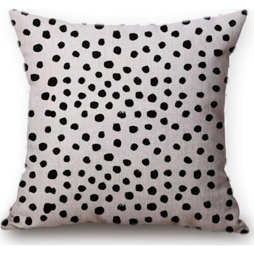 Black Geometric Spots Strawberry Printing Home Decor Sofa Car Seat Decorative Cushion Cover Pillow Case Capa Almofadas