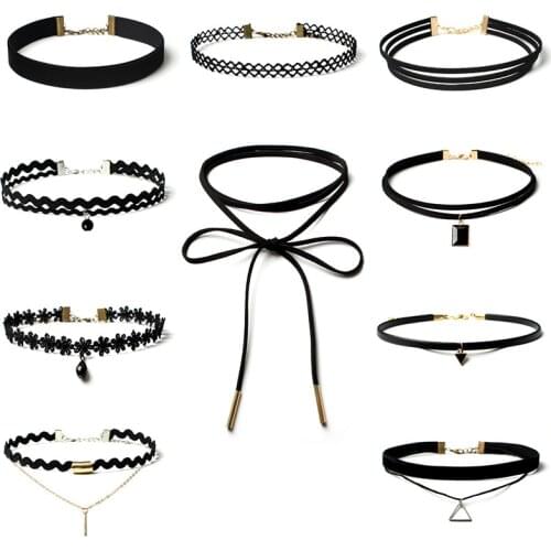 4pcs/6pcs/8pcs Vintage Gothic Hollow Designs Black Leather Velvet Choker Lolita Cosplay Hip Hop Bondage Black Goth Punk Necklace