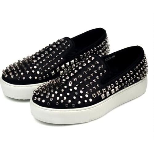 New genuine leather shoes for men rivet men shoes slip on casual sprot shoes fashion loafer walking shoe