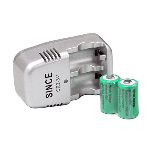2 pieces 3.0V CR2 15270 battery 3V Li-ion Rechargeable Battery Camera batteries + 1 Piece CR2 Battery charger