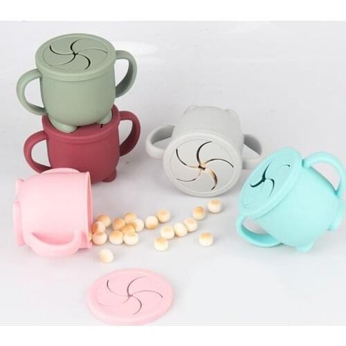 BPA Free Kids Silicone Food Storage Box Solid Color Baby Snack Cup Portable Children Snacks Container with Lid Kids Cup