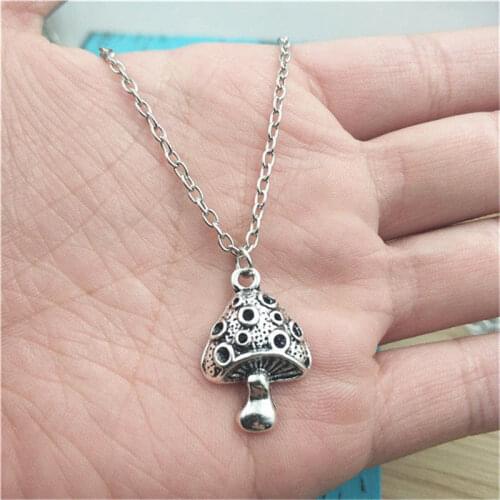 Mushroom Charm Creative Chain Necklace Women Pendants Fashion Jewelry Accessory ,Friend Birthday Gifts Necklace