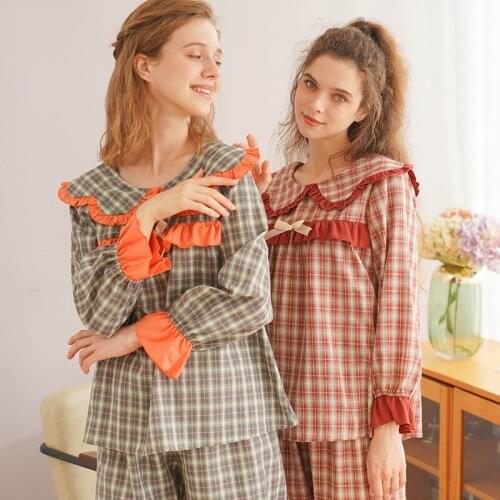 Long Feng Zui Women's Pajamas