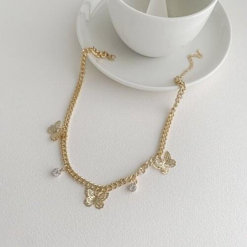 Origin Summer Exaggerated Gold Color Butterfly Pendant Necklace for Women Exquisite Bling Rhinestone Chokers Necklace Jewelry