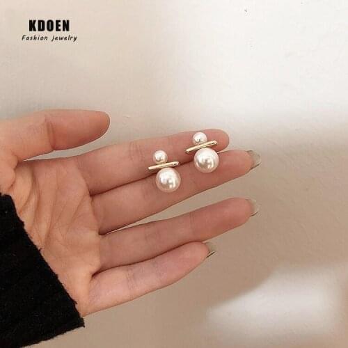Simple Celebrity Style Size Pearl Front and Back Earrings For Woman Fashion Korean Girls Unusual Jewelry Wedding Party Earrings