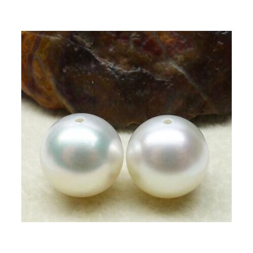 Free shipping Noble jewelry 2pcs Luminous Natural White Genuine South Sea Loose Cultured Pearl Half Drilled