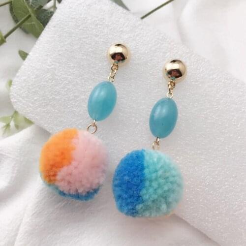 - 157 fashion jewelry lint earrings beautiful fashionable Europe and the United States, Japan and South Korea to winter