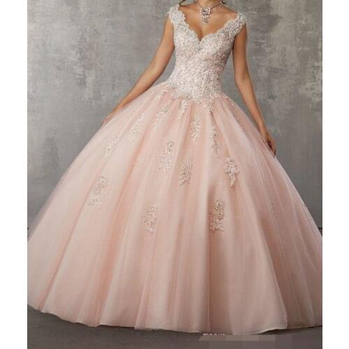 2019 Double Straps V Neck Quinceaneara Dresses Ball Gown vestidos robe de bal Keyhole Back sweet 16 prom dresses Floor Length