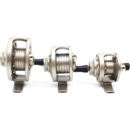 Winter Fishing Plastic Ice Fishing Reel Right/Left Handed Fishing Raft Wheel Ice Fishing Vessel Wheel Ultra-light