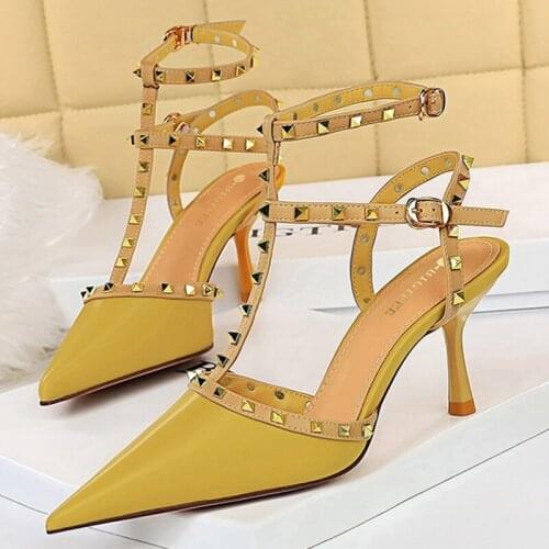 2021 Women 7.5cm High Heels Rivets Studded Sandals Fetish Sandles Valentine Gladiator Stripper Summer Plus Size Low Heels Shoes