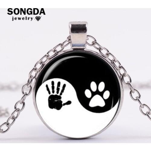 SONGDA Lovely Fashion Yin Yang Paw Print and Handprint Pendant Necklace Taichi Black and White Glass Cabochon Necklace Women Men