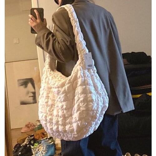 2021 New Winter Big Shoulder Bag Space Cotton Handbag Woman Casual Tote Down Diagonal Bags Feather Padded Ladies Shopping Pack