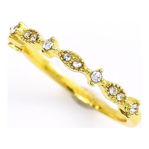 Ofertas Wholesale Hot Sale Trendy Luxury Jewelry Sample Ladies Gold Color Simple White Cubic Zirconia Female Rings for Women