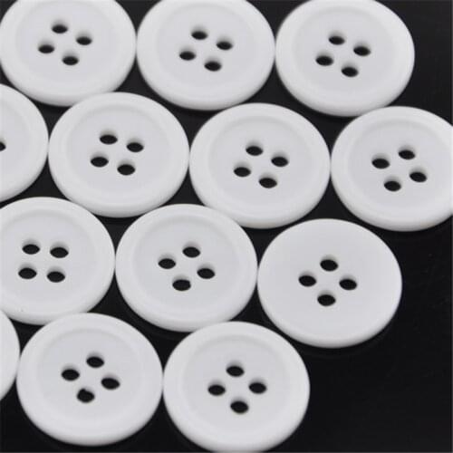 50/100pcs 15mm White Color 4 Holes Plastic Buttons Sewing Craft Scrapbooking Products PT126
