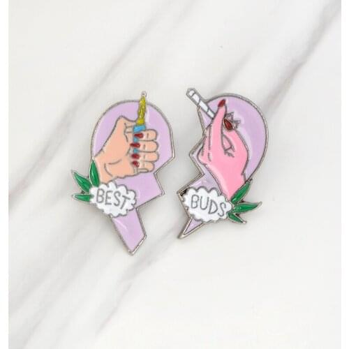 2 pz/set Broken Heart Cigarette Lighter Brooch BEST GEMS Pink Love Gesture Enamel Pin Collar Corsage Badge Best Friend BFF Gifts