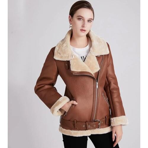New Casaco Women Winter Lambs Wool Parkas Fur Collar Zipper Jacket Warm Thick Outerwear Faux Lamb Leather Coat Moto Outwear