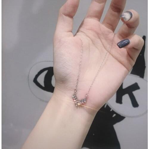 2020 new Korean 1 word crystal V-shaped woman pendant clavicle necklace wedding party Valentines Day gift bijoux