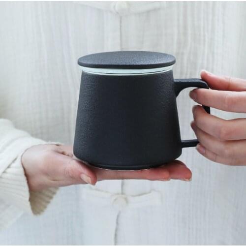 Ceramic Strainer Tea Mug with Lid and Filter Creative Porcelain Teacup Office Water Separation Cup Simple Home Drinkware Gift