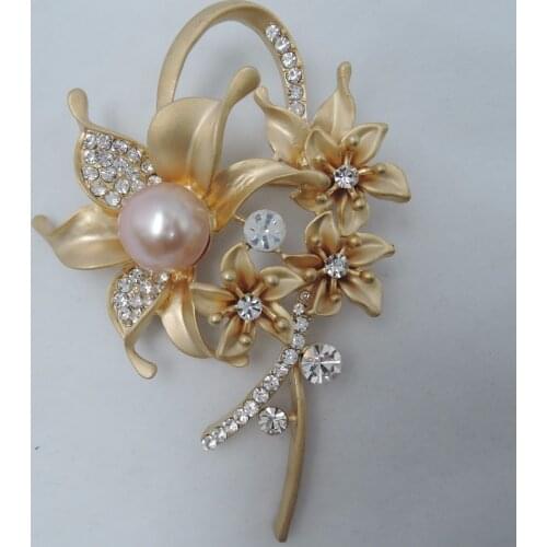 100% nature freshwater pearl brooch -very fashion high quality