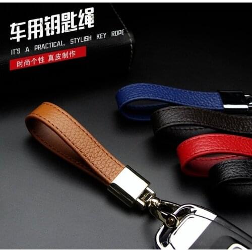 High-Grade Luxruy Car KeyChain 360 Degree Rotating Horseshoe Buckle Hand Woven Leather Men Women Key Rings Holder Bag Pendant
