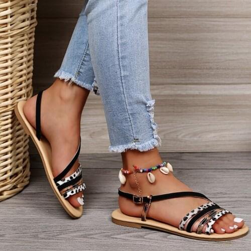 WYHAEE Women's Sandals