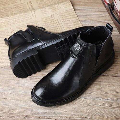 Boots 2020 mens footwear black fashion shoe man mens Sneaker sport wear for outdoor shoes men sports Casual loafers leisure hot