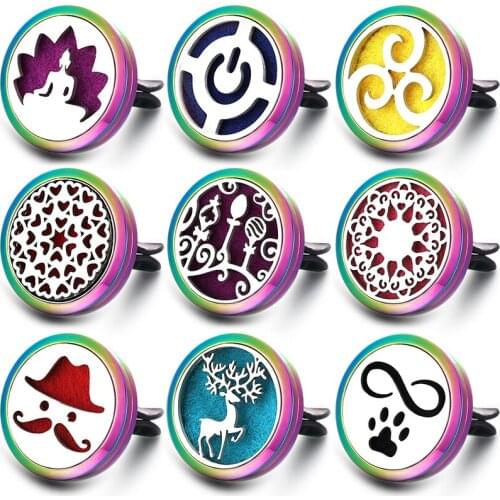 Colorful Christmas Deer Aromatherapy Car Air Freshener Locket Stainless Steel Perfume Essential Oil Diffuser Car Clip Pendant