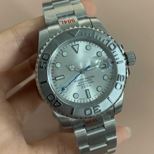 Automatic mens watch 40mm 316L stainless steel case sapphire glass green luminous japan NH35 movement FG43