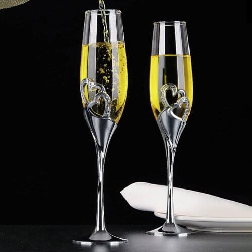 2 Pcs/Set Personalized Crystal Wedding Glasses Champagne Flutes Drinking Cup Party Decoration Cups Toasting Glasses R2053