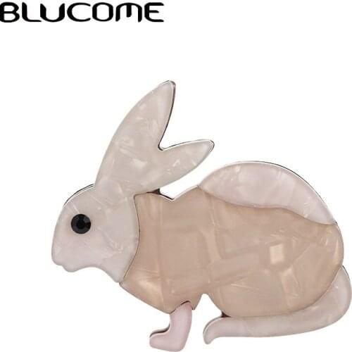 Blucome Lovely White Acrylic Rabbit Brooches Pins For Children Women Vivid Animal Brooch Acetate Fiber Christmas Gifts Bijoux