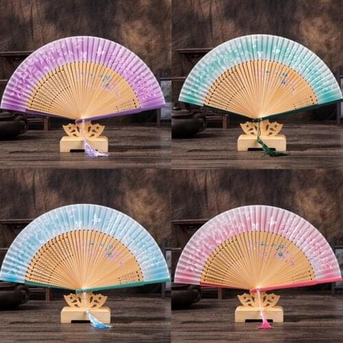 1Pc Vintage Silk Fan Chinese Style Dance Folding Fan Bamboo Hand Held Fan Wedding Party Home Decorative Ornaments