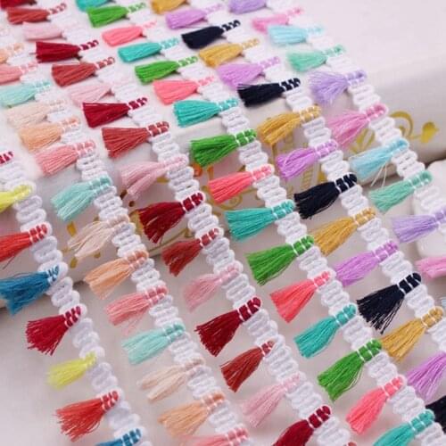 1Yards/Lot Lace Ribbon Sewing Pom Pom Silk Tassel Fringe Trim Pompoms Tassel Trim 2.5cm Width Fringe Clothing Accessory Tassels