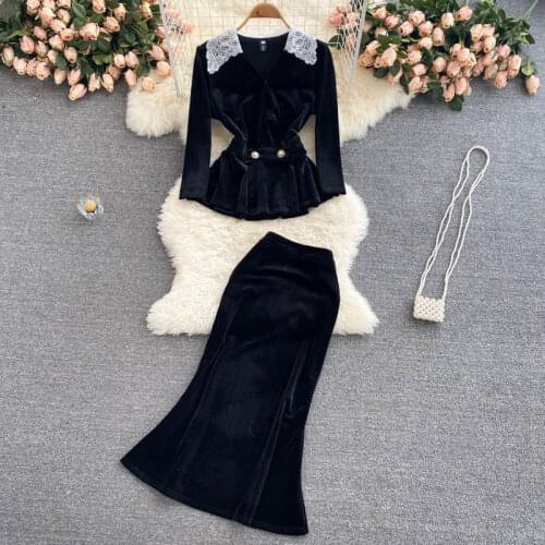 Amolapha Autumn 2pcs Suit Black Velvet Two Piece Set Women Vintage Lace Patchwork Tops+High Waist Bodycon Skirt Female Clothing