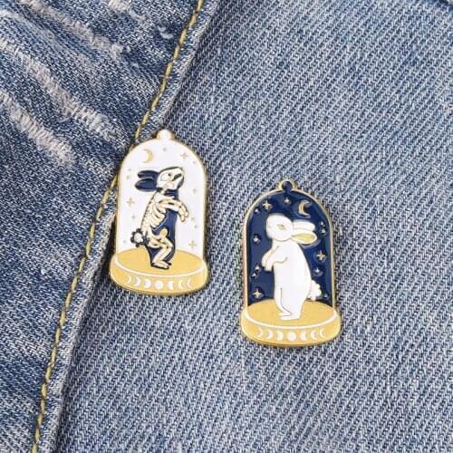 Rabbit Specimen Display Jar Enamel Pin Custom Wholesale Bone Brooch Lapel Pin Badge Bag Cartoon Animal Gift for Kids Friends
