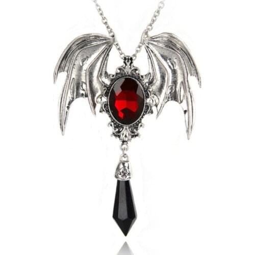 European and American popular Halloween retro Victorian bat wings sapphire inlaid necklace