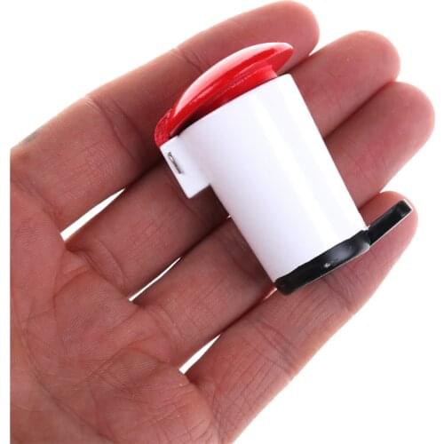 1pcs 1/12 Scale Mini Dollhouse Miniature Trash Can Dollhouse Accessories Decor Garbage Bin for Dolls House Miniature Accessory