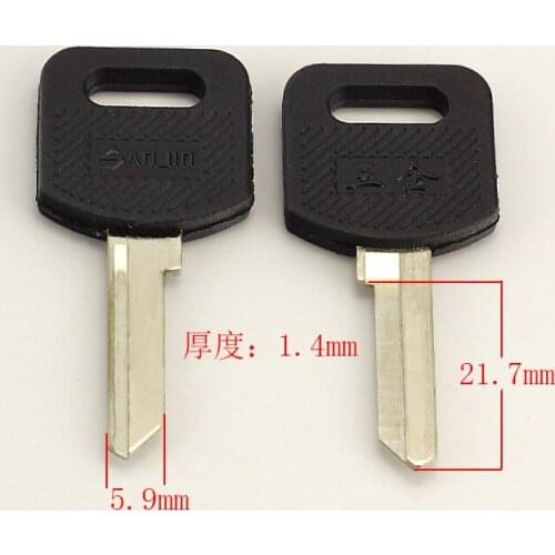 A110 Glue 9 boss table right blank key