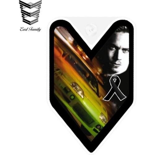 EARLFAMILY 13cm x 8.6cm Funny WAKABA BADGE RIP PAUL WALKER FAST FURIOUS Decal JDM Vinyl 3D Car Sticker for Window Bumper Trunk
