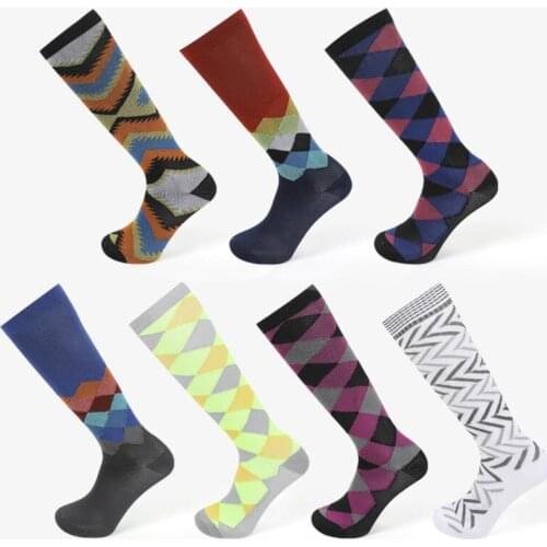 Unisex Colorful Geometric Print Compression Socks Men Women Knee High Stockings Running Fit Long Socks For Male Travel Socks