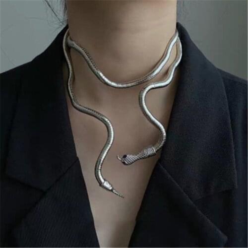 New Punk Cool Bendy Multilayer Metal Alloy Gold Black Color Snake Necklace and Bracelet for Women and Men Jewelry Gift