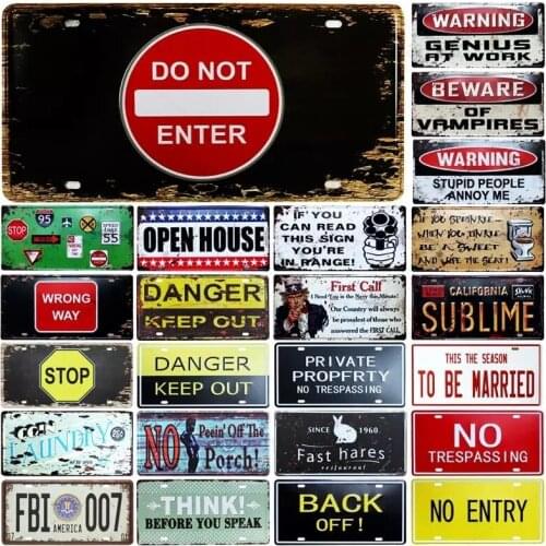 Wrong Way Text Metal Sign Retro Rust Feeling Tin Plate Warning Iron Plaque Home Decoration Danger Area Prompt Iron Poster Art