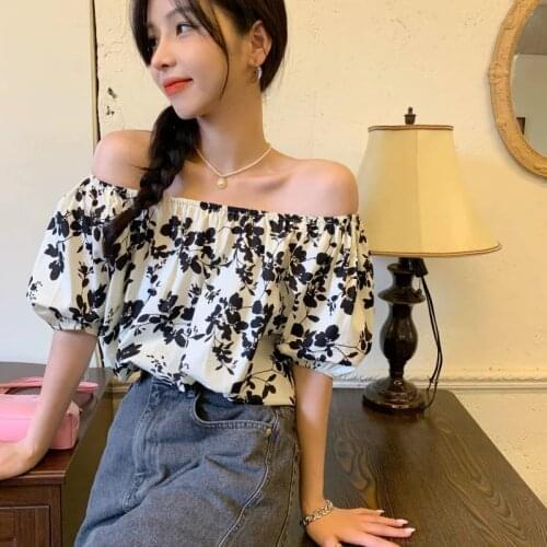 Chiffon Shirts Women Sweet Wild Floral Print Off Shoulder Blouses Sexy Slash Neck Short Sleeves Beach Blouses Ladies Clothing