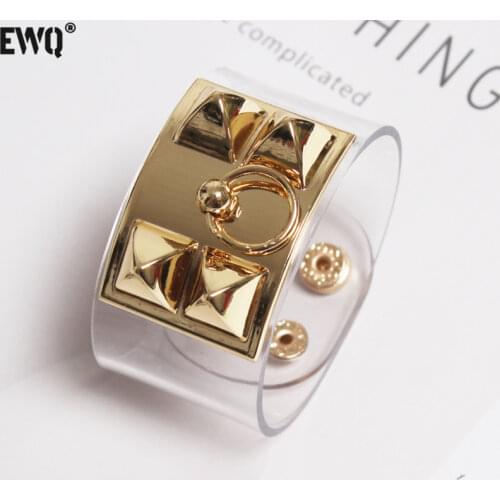 [EWQ] 2021 Autumn New Rivet Gold-plated Alloy Leather Bracelet For Women Punk Transparent Bangles Female Tide Accessories PF168
