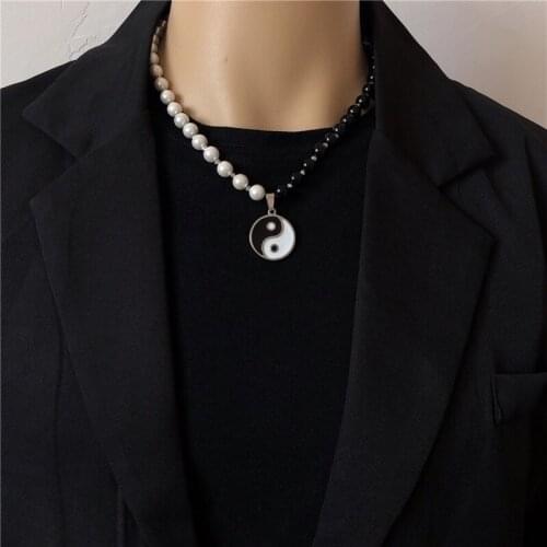 Hip-hop Fashion Style Eight-diagram-shaped Appetizer Necklace Pendant Yin Yang Black and White Pearl Couple Necklace
