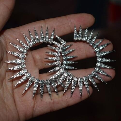 Personality Sunflower C Shape Stud Earrings Micro Paved CZ Stone Elegant Ear Stud For Women Wedding Party Cool Jewelry L3D501